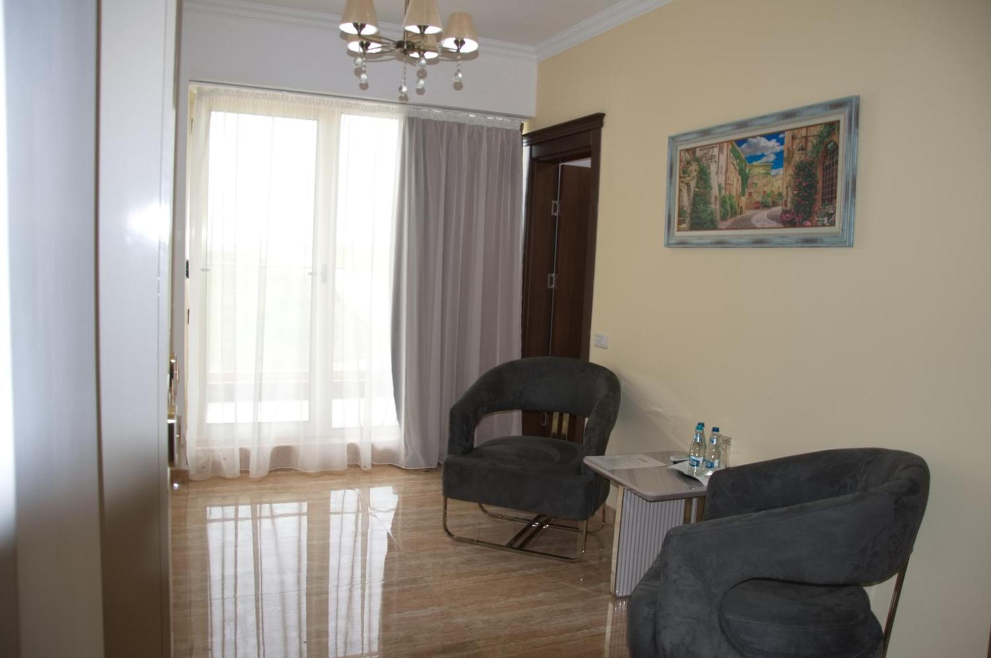 Alessio Hotel Residence Costinesti Bagian luar foto