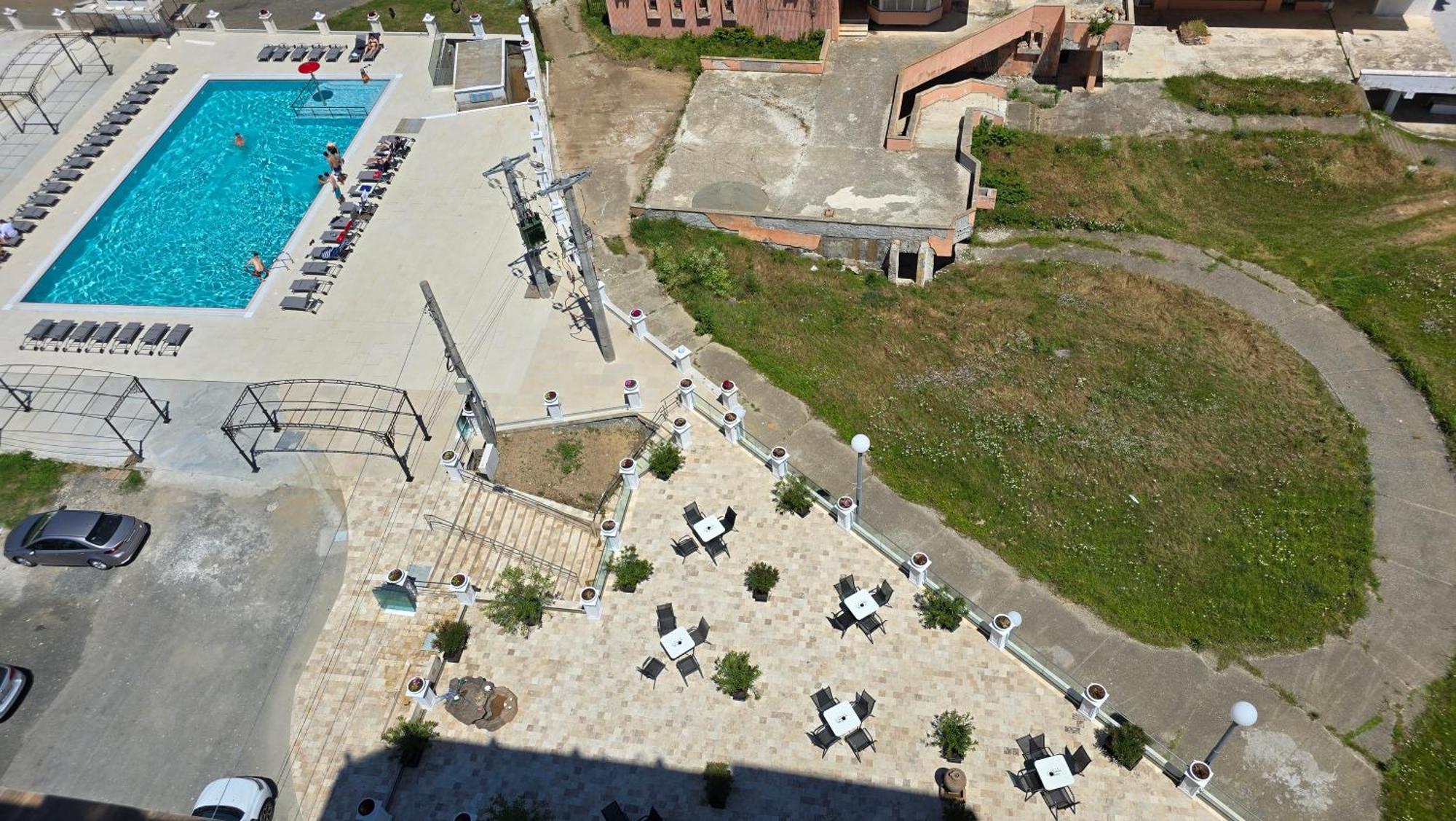 Alessio Hotel Residence Costinesti Bagian luar foto